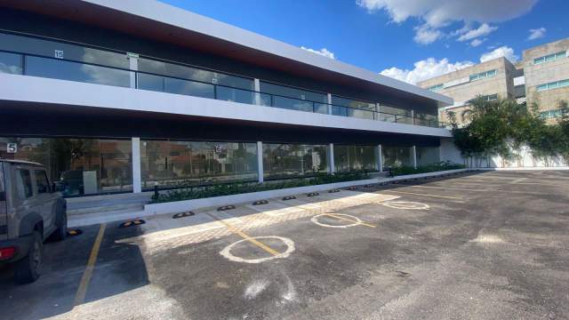 Locales de 48 m2 en la zona norte de Mérida, dentro de periférico.