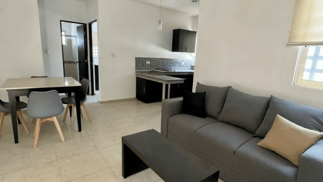 Departamento amueblado, en Real Montejo, 2 recámaras, cerca de la Av. Principal.