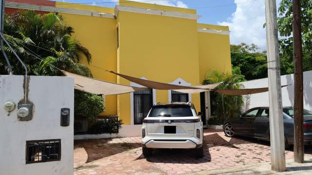 Departamento de 1 recámara, en PLANTA BAJA, con jardín y alberca común.