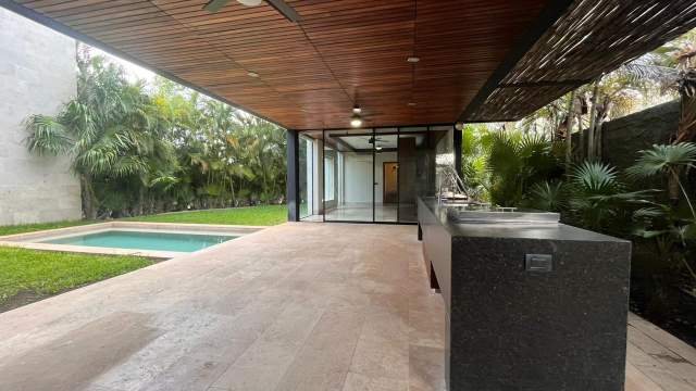 Lujosa casa equipada en el Yucatán Country Club