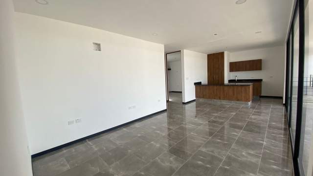 Departamento de 2 recámaras, sin muebles, en Temozón, con amenidades.