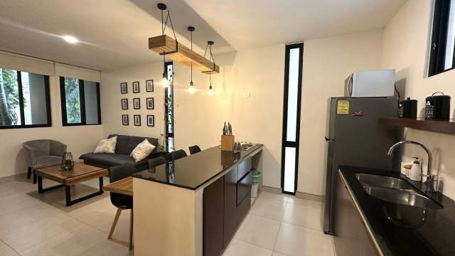 Departamento amueblado, en planta baja, en Helia