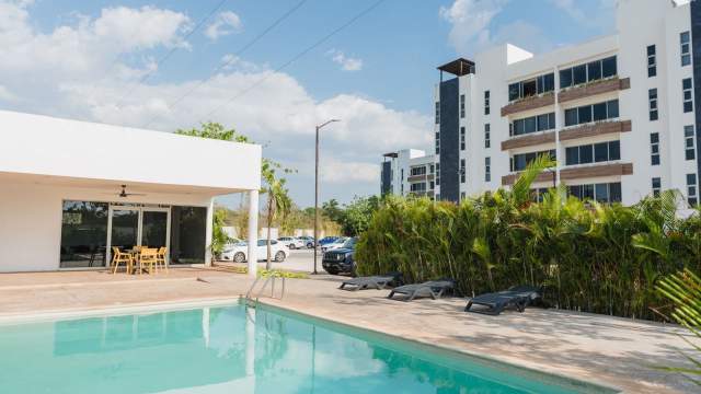 ¡OPORTUNIDAD DE INVERSIÓN! Departamento completamente amueblado en Utara Towers, con elevador y amenidades.