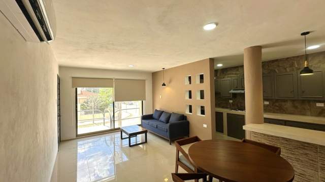 ¡OPORTUNIDAD DE INVERSIÓN! Departamento amueblado, cerca de Prolongación Montejo.