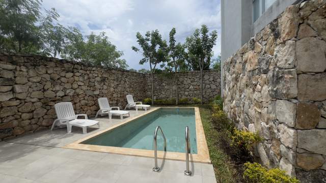 Departamento de 2 recámaras, amueblado, en Temozon Norte.