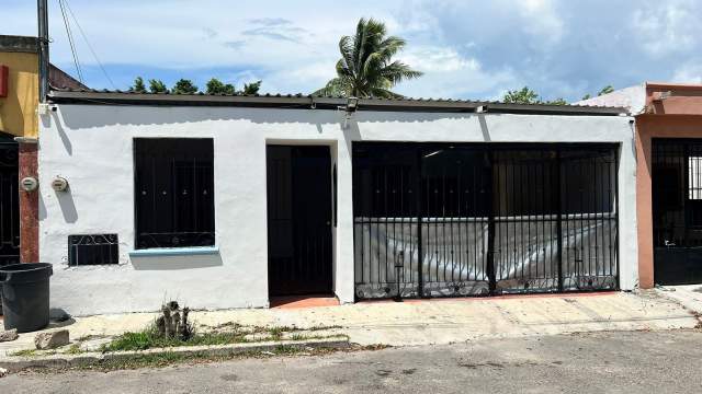 Casa amueblada, de 1 planta, en Francisco de Montejo.