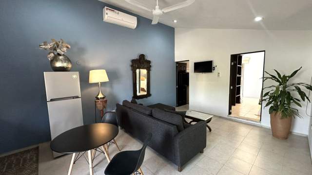 Departamento amueblado, en planta baja, en Montes de Amé.