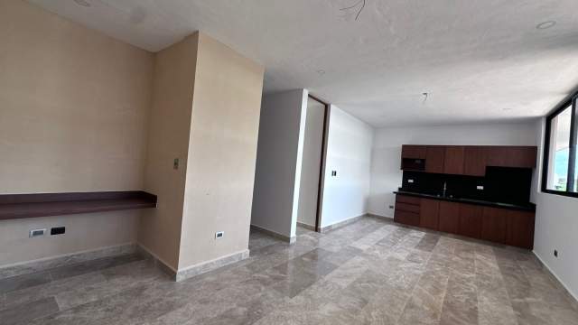 Departamento de 2 recámaras, sin amueblar, en privada con amenidades.