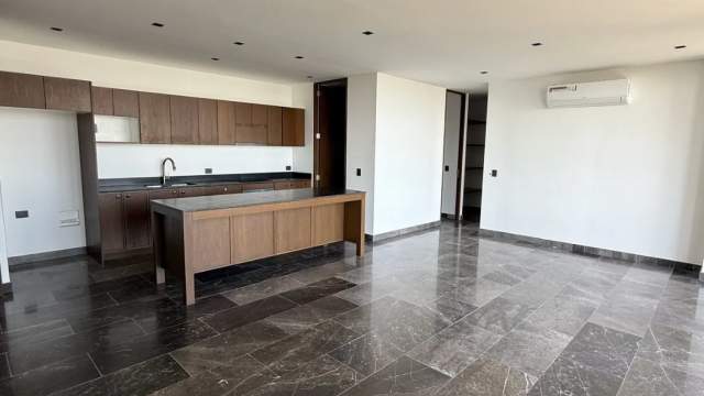 Departamento de 2 recámaras, sin amueblar, en Arthouse, con amenidades.