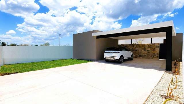 Casa de 1 planta con piscina, dentro de privada residencial en Dzitya.