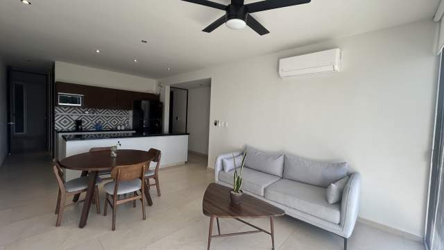 Departamento de 2 recámaras, amueblado, en Temozon con amenidades.