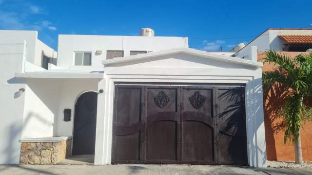 Oportunidad de inversión en Francisco de Montejo, complejo de estudios y oficinas.