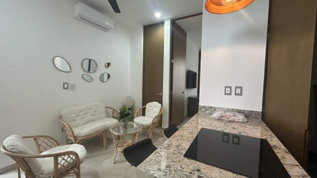 Departamento de 1 recámara, amueblado, en Temozon, con amenidades.