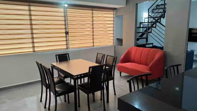 Penthouse de 2 recámaras, amueblado, con amenidades en privada.