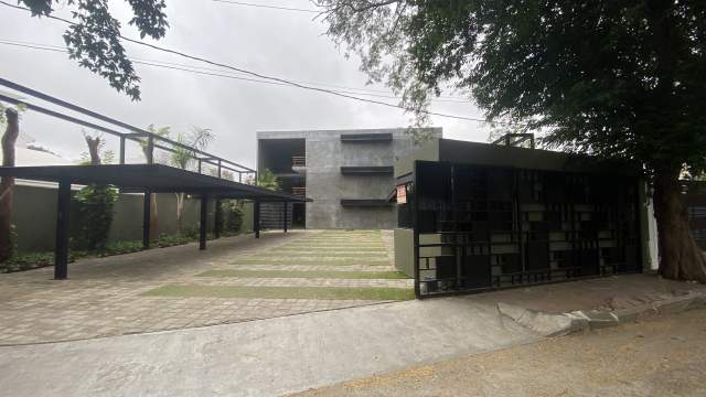 Departamento amueblado, de 2 recámaras, con Jacuzzi privado, dentro de la ciudad