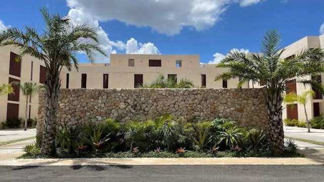 Departamento amueblado, dentro de privada con amenidades.