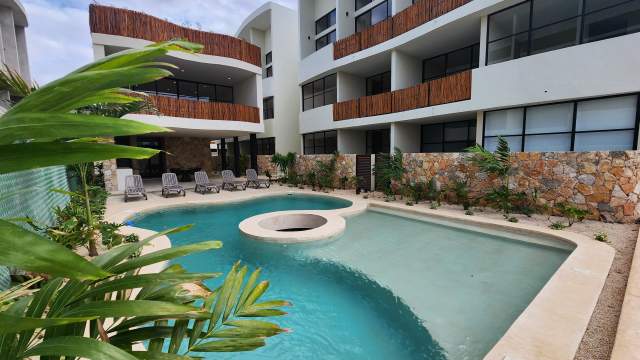 Loft amueblado de 1 recamara, en edificio con amenidades.