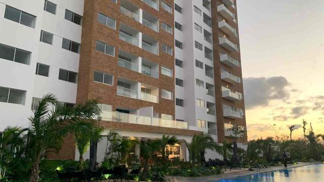 En Venta departamento de lujo, amueblado, en Vía Montejo.