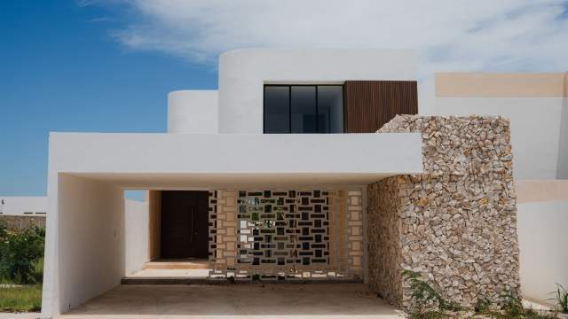 Casa de entrega inmediata dentro de privada con amenidades, en Conkal.