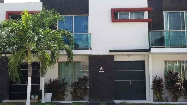 Townhouse en renta en Zona Inmejorable, totalmente equipado.