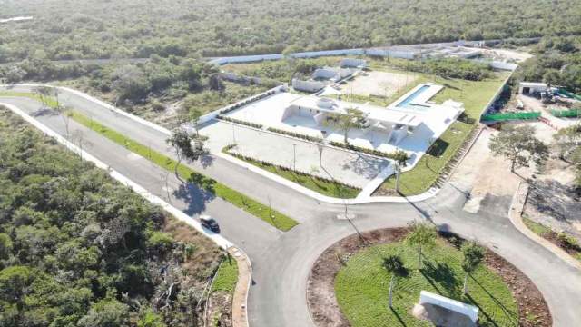 Terrenos dentro del complejo habitacional con comodidades, en zona norte.