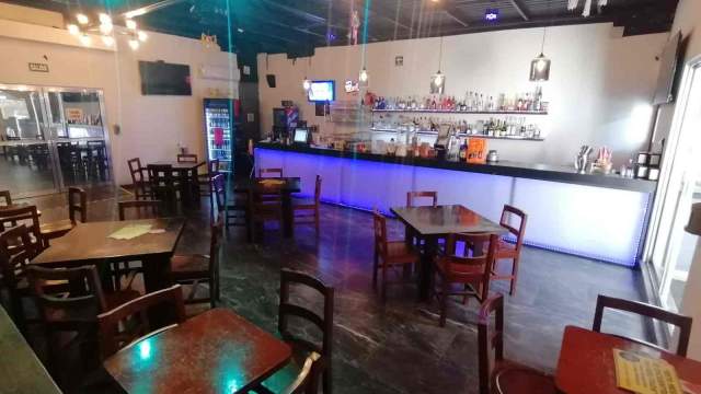 Sport Bar en renta, al norte de la ciudad, con permiso de restaurante clase 2 y licencia de alcohol.