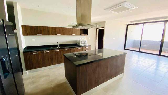 Departamento equipado de 2 recámaras en Buyán, exclusivo condominio con amenidades.