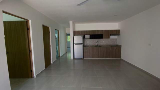 Departamento de 2 recámaras, en segundo piso, dentro de condominio en zona norte.