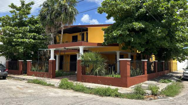 Casa para HABITACIÓN U OFICINA, en zona Norte.