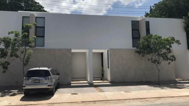 NUEVO Townhouse sin muebles completamente equipado