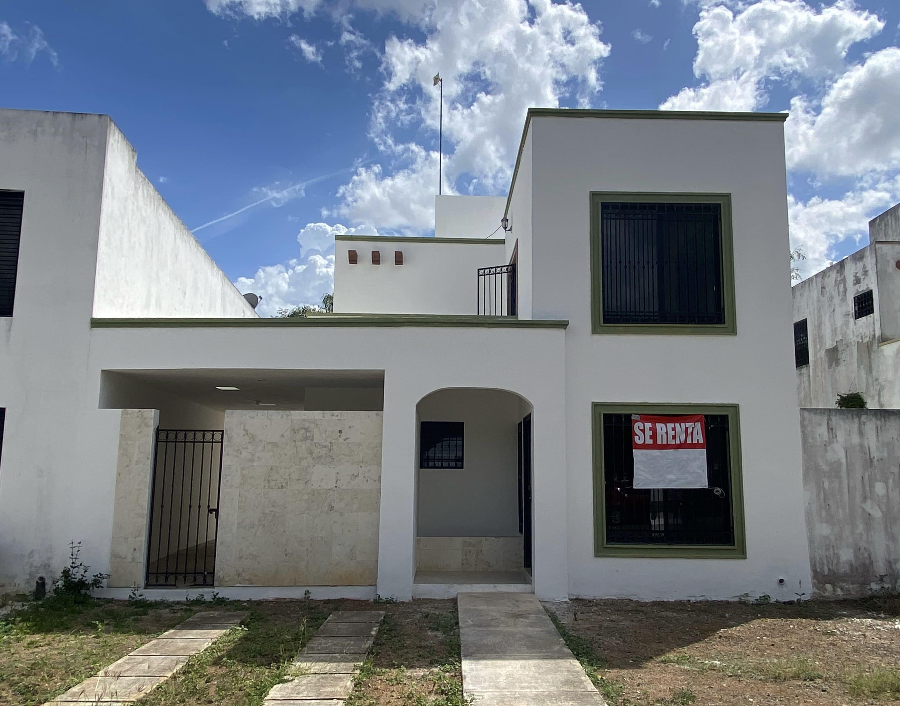 Casa de 2 recámaras, en Gran Santa Fe.