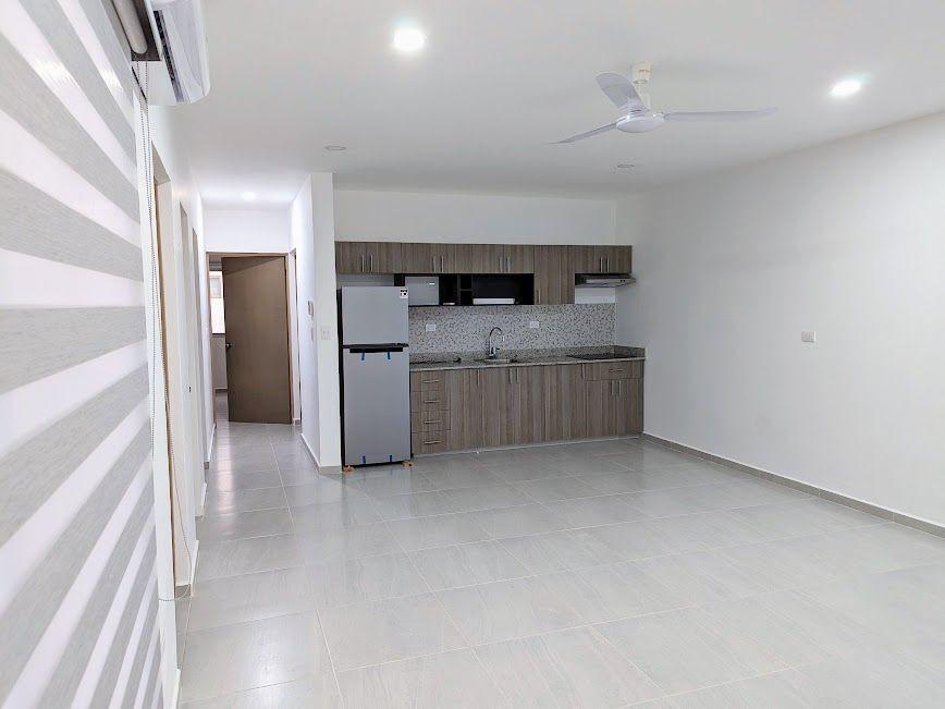 Departamento de 2 habitaciones, SIN AMUEBLAR, dentro de condominio en zona norte.