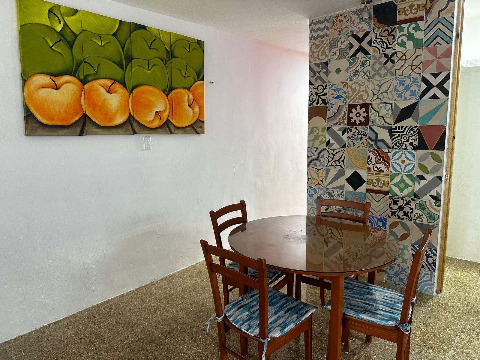 Casa semi-amueblada, de una planta, cerca de Altabrisa.