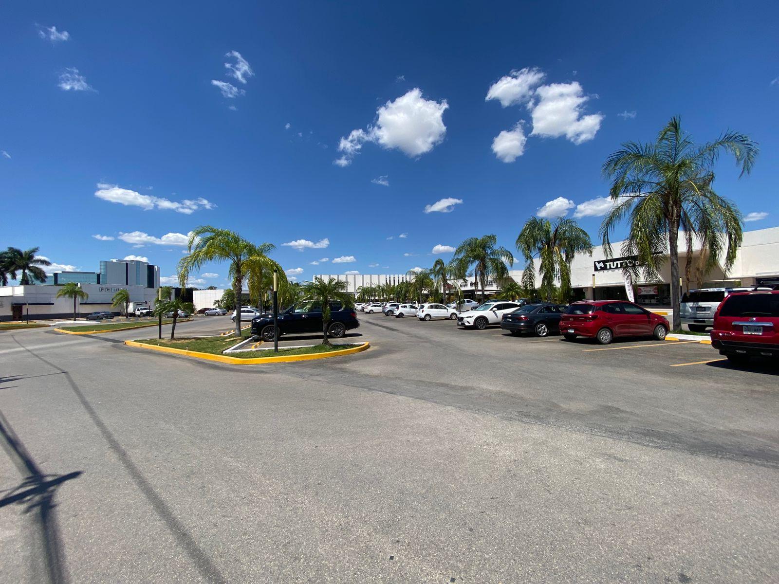 Local comercial en planta baja, en Victory Platz.