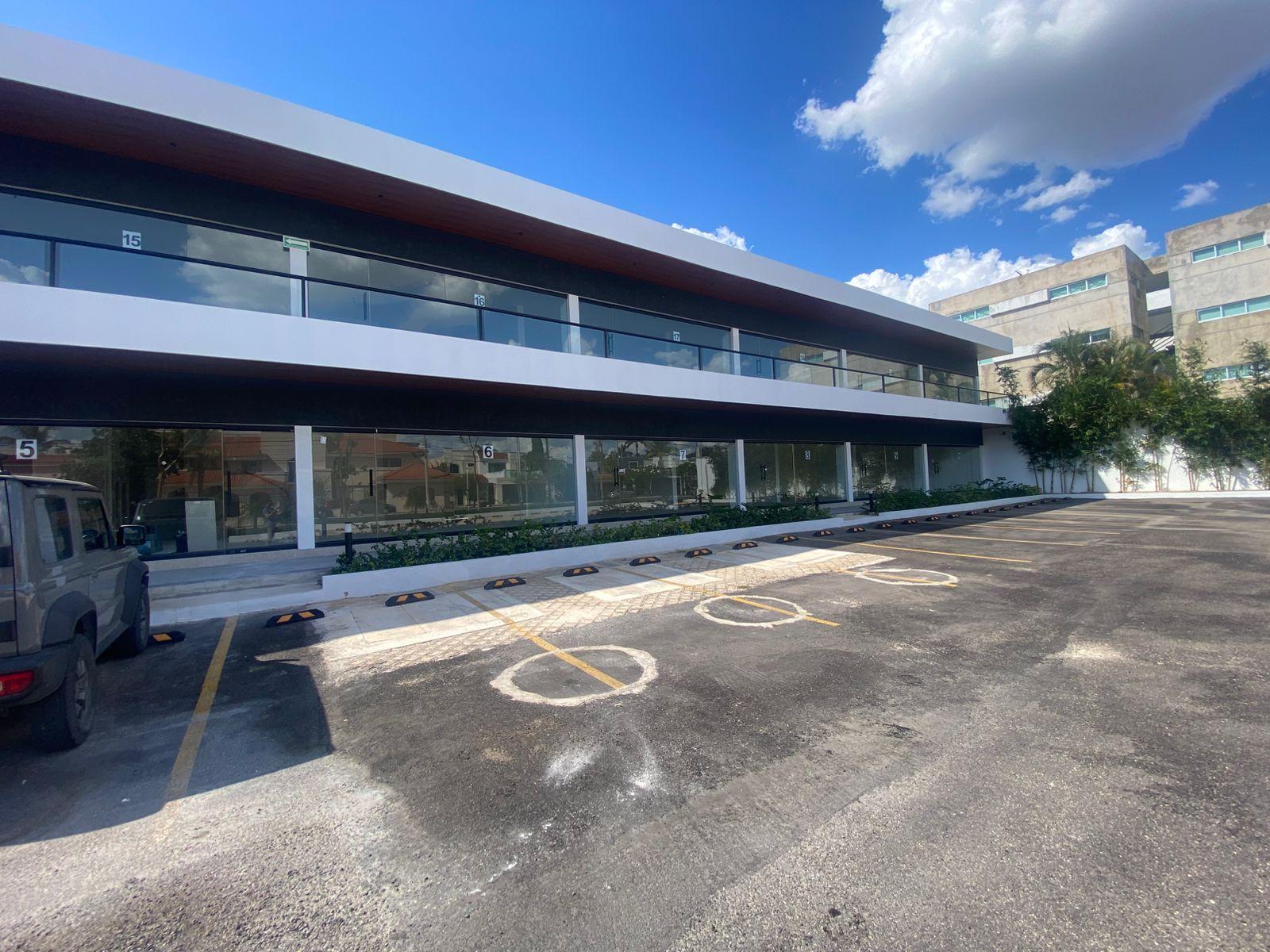 Locales de 48 m2 en la zona norte de Mérida, dentro de periférico.