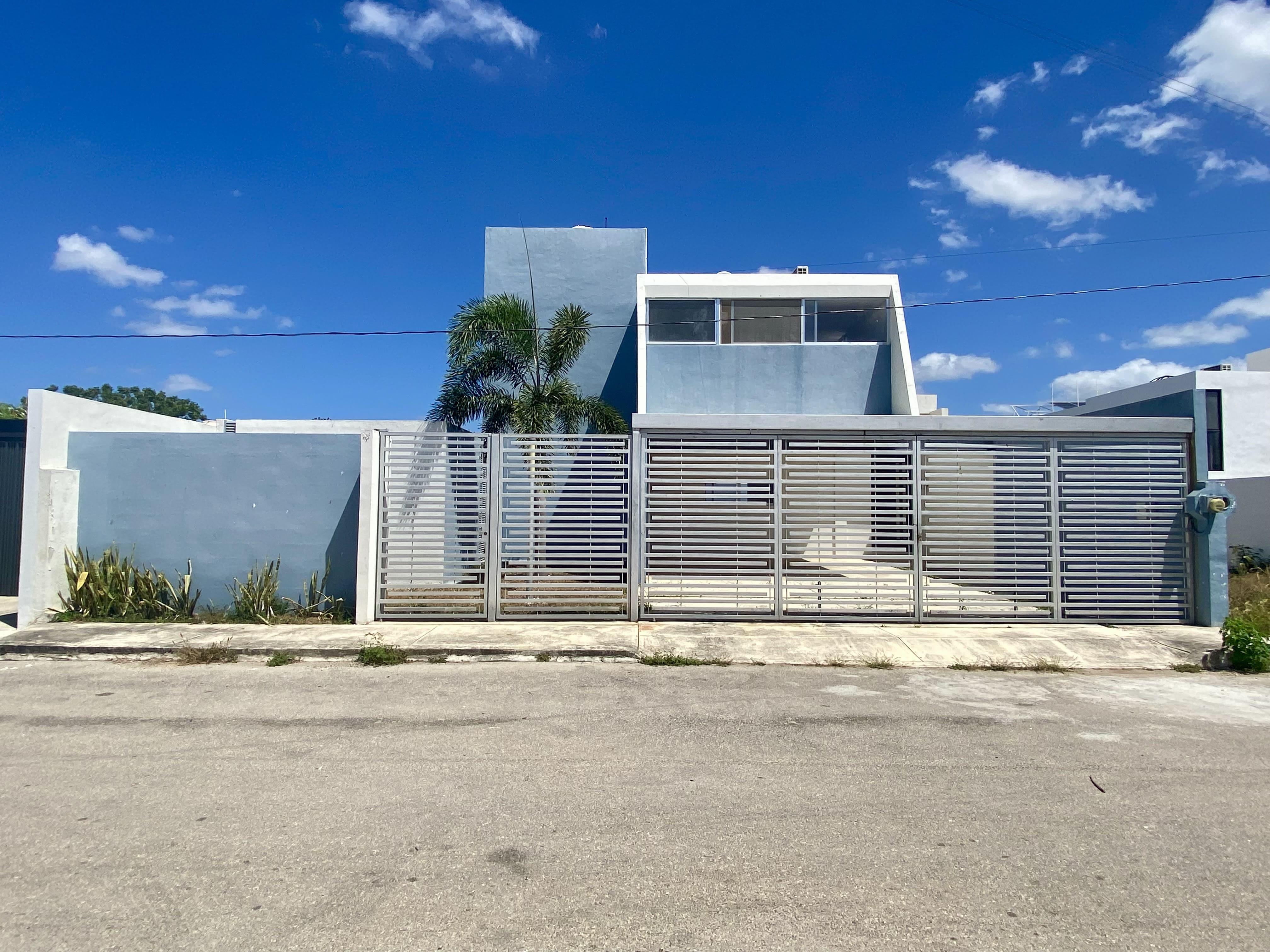 Casa en renta, de 3 recámaras, con alberca, en Dzitya.