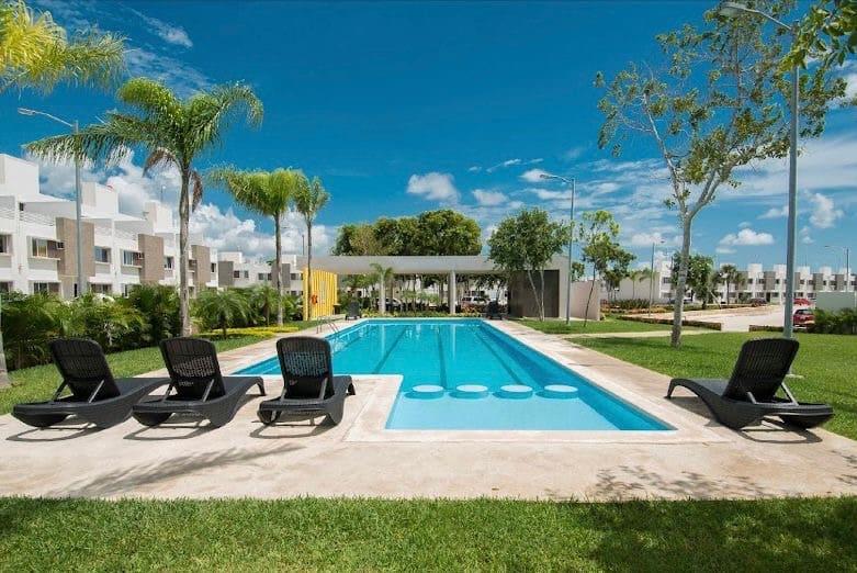Casa de 3 recámaras, en Jardines del Sur 6, con amenidades.