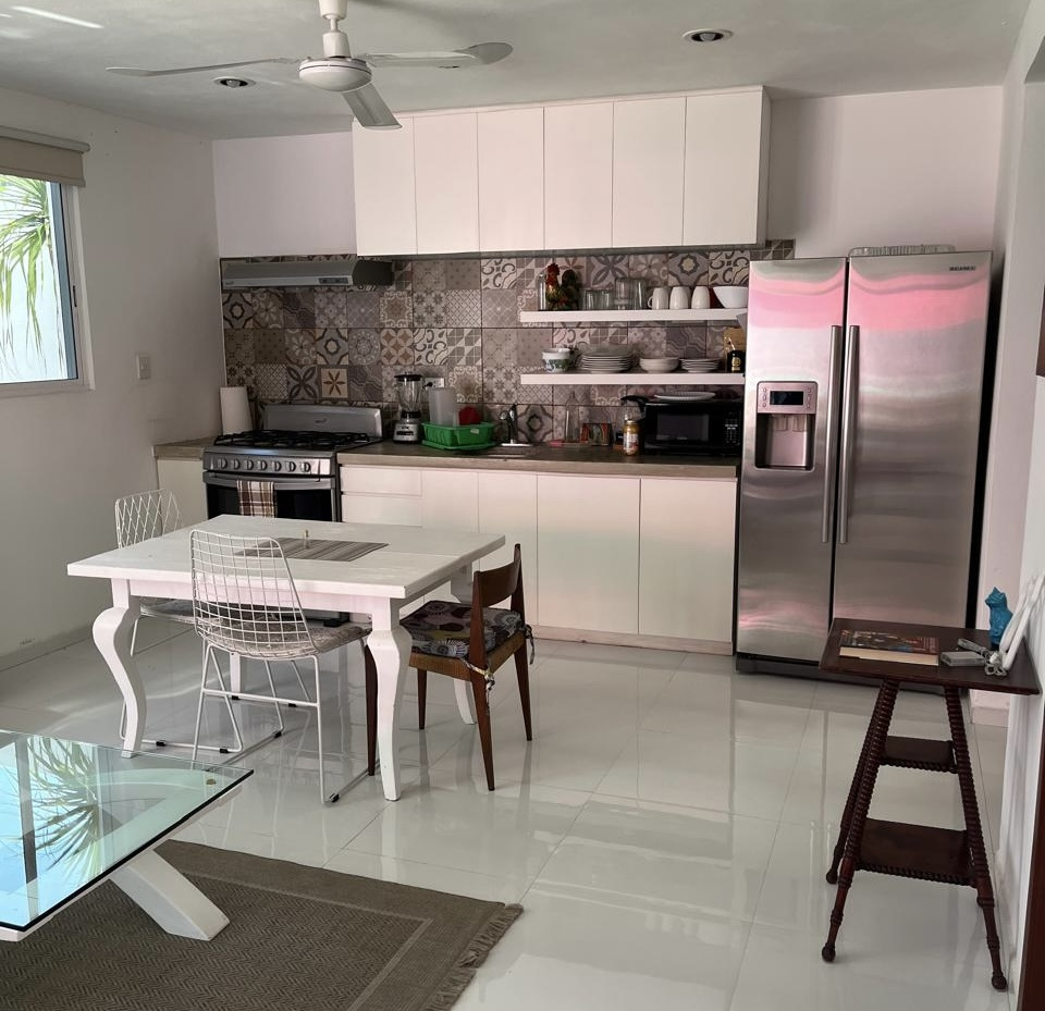 Casita de 1 recámara, en el Centro ¡TODOS LOS SERVICIOS INCLUIDOS! (NO AVAL)