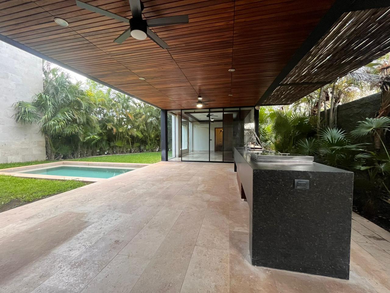 Lujosa casa equipada en el Yucatán Country Club