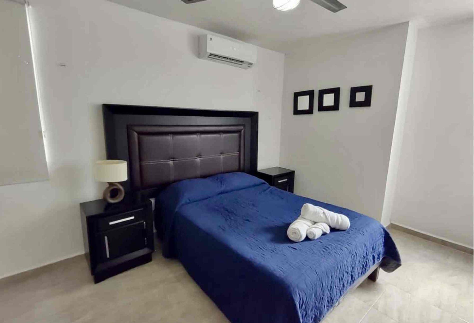 Departamento amueblado, de 1 habitación en Colonia Las Américas, a una cuadra del MAYABUS.
