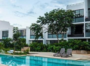 Departamento (tipo loft) de 1 recámara, 1.5 baños, en complejo con amenidades, a un costado de la Ceiba.