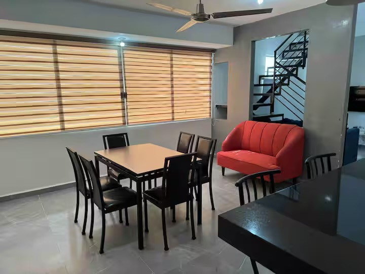 Penthouse de 2 recámaras, amueblado, con amenidades en privada.
