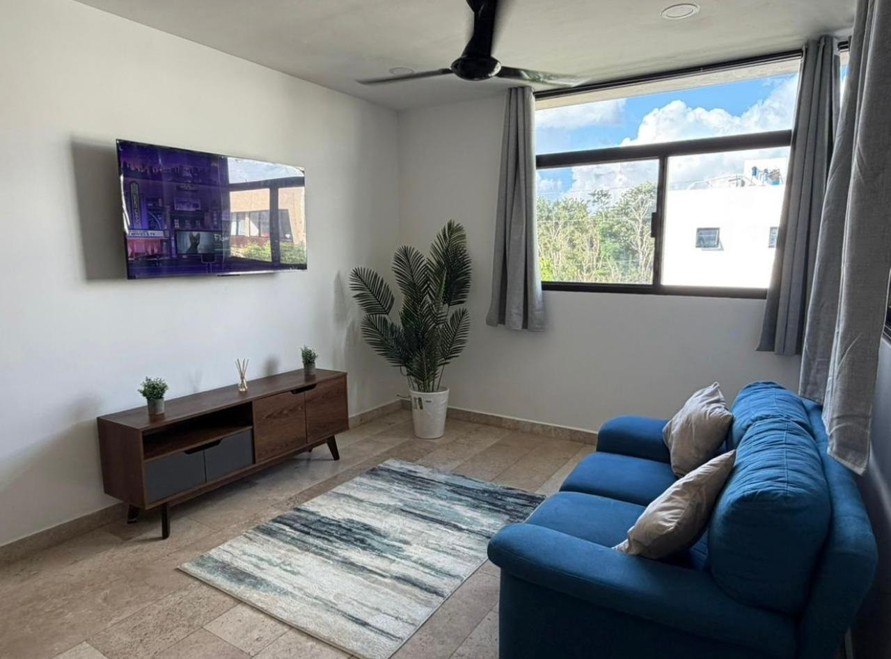 Departamento amueblado, de 1 recámara, 1.5 baños, en complejo con amenidades.