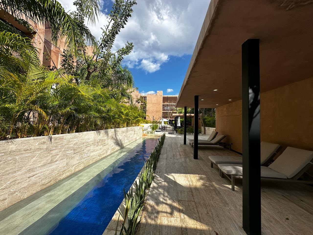 Departamento de 1 recámara, con amplia terraza, en Homu.