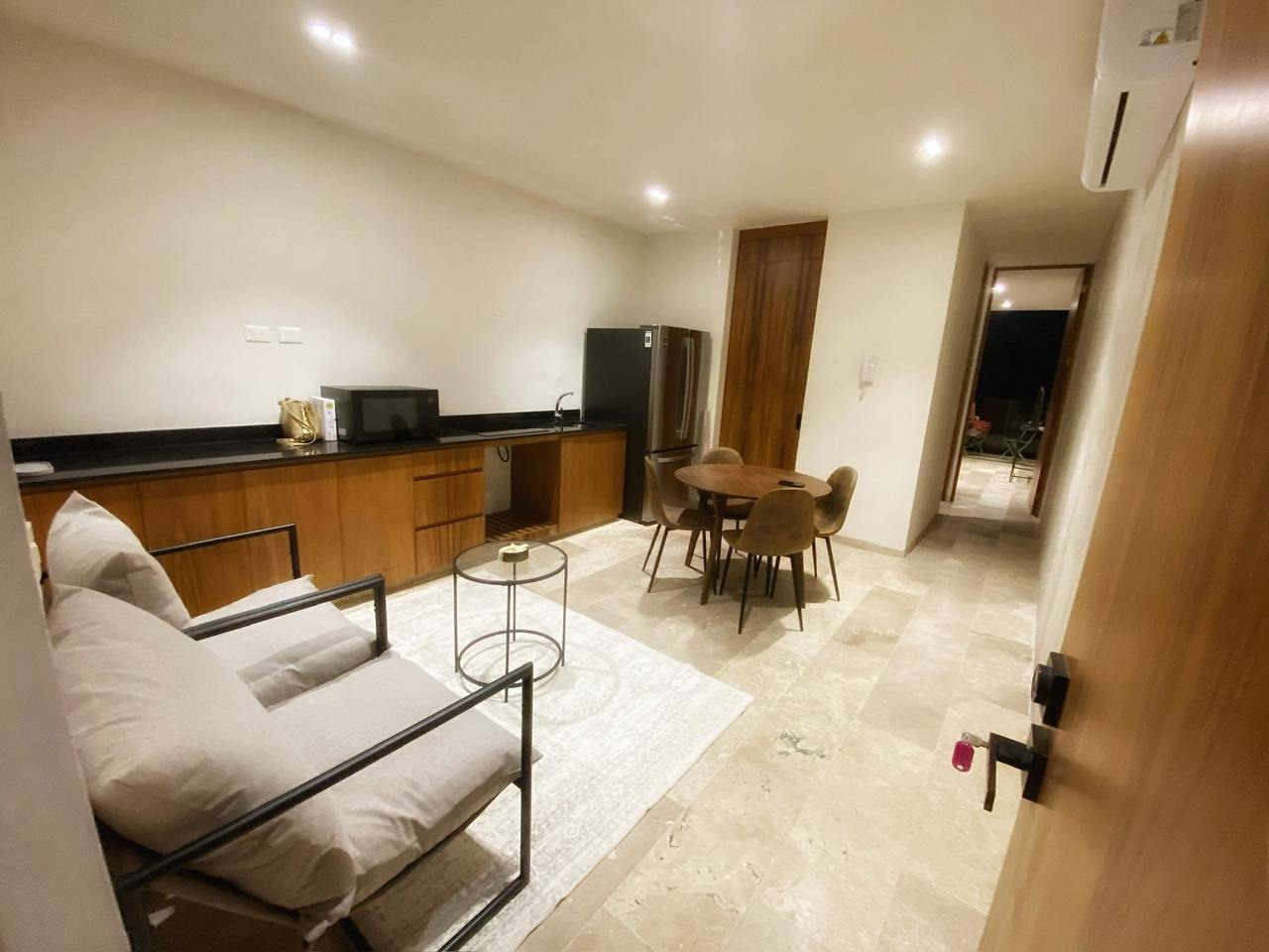 Departamento de 1 recámara, amueblado, dentro de periférico, con amenidades.