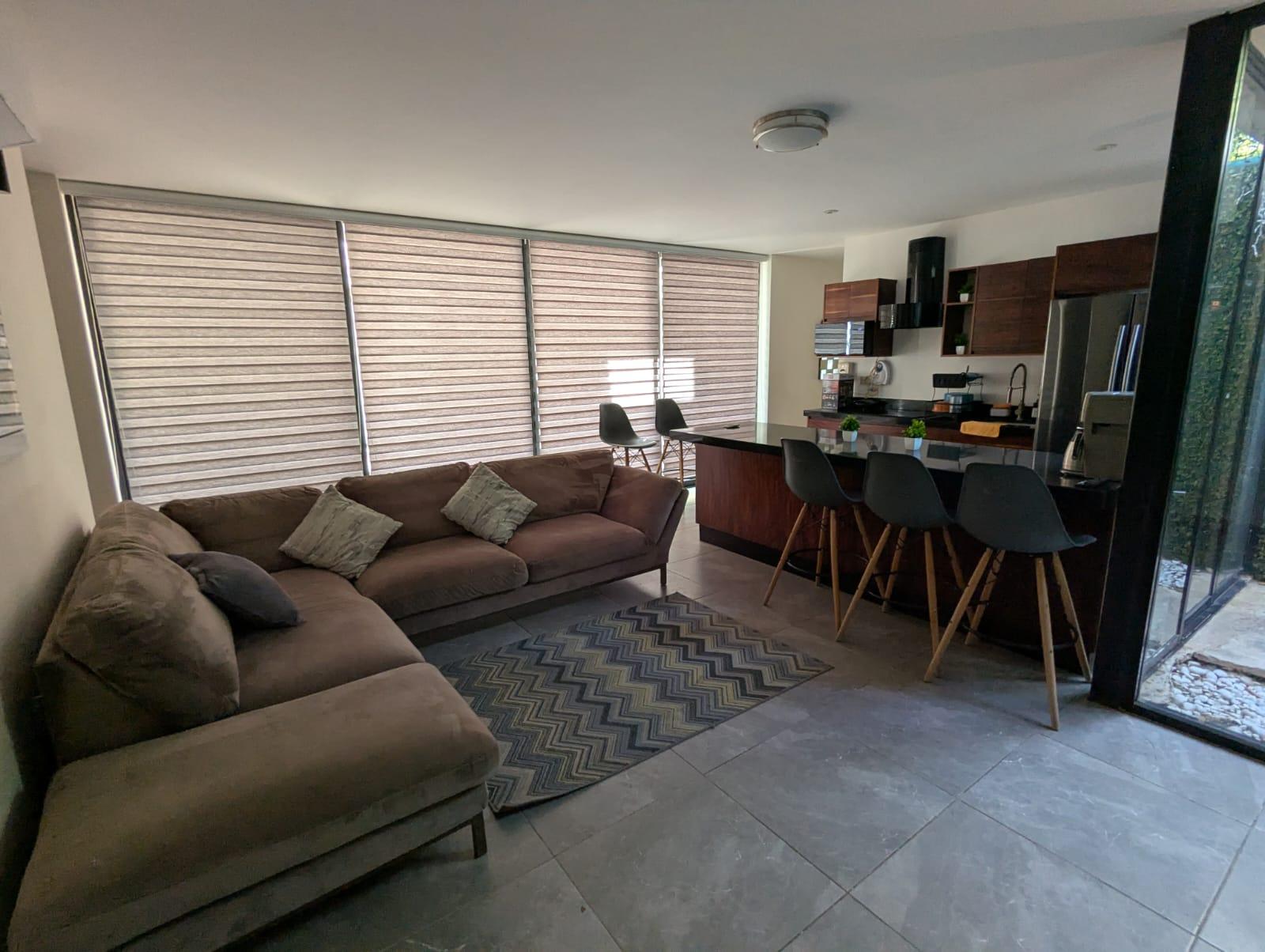 Departamento en PLANTA BAJA, de 2 recámaras, amueblado. dentro de periférico.