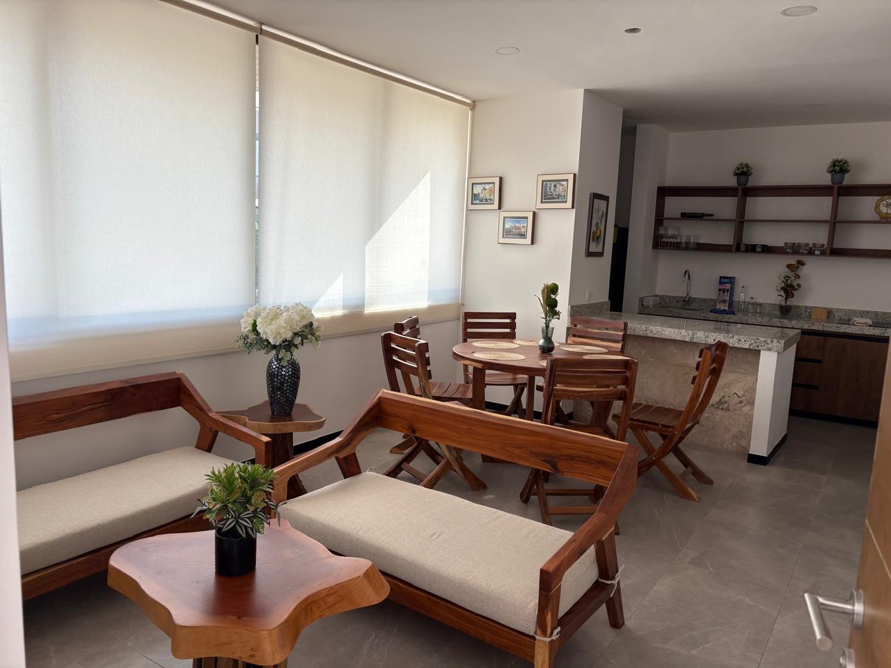Departamento de 2 recámaras, amueblado, en Temozón, con amenidades.