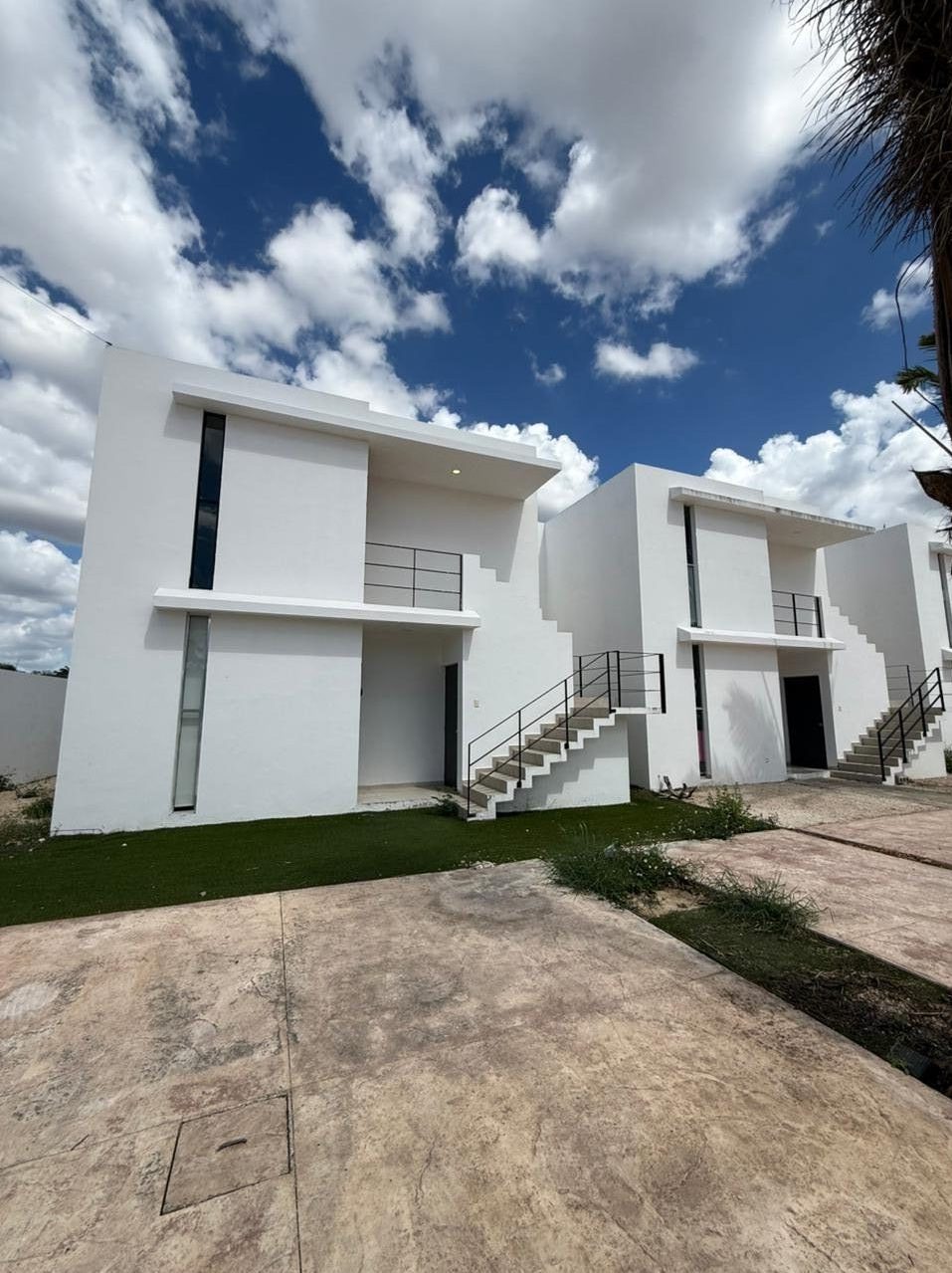 Departamento de 1 planta, en privada Campocielo, con jardín interior.