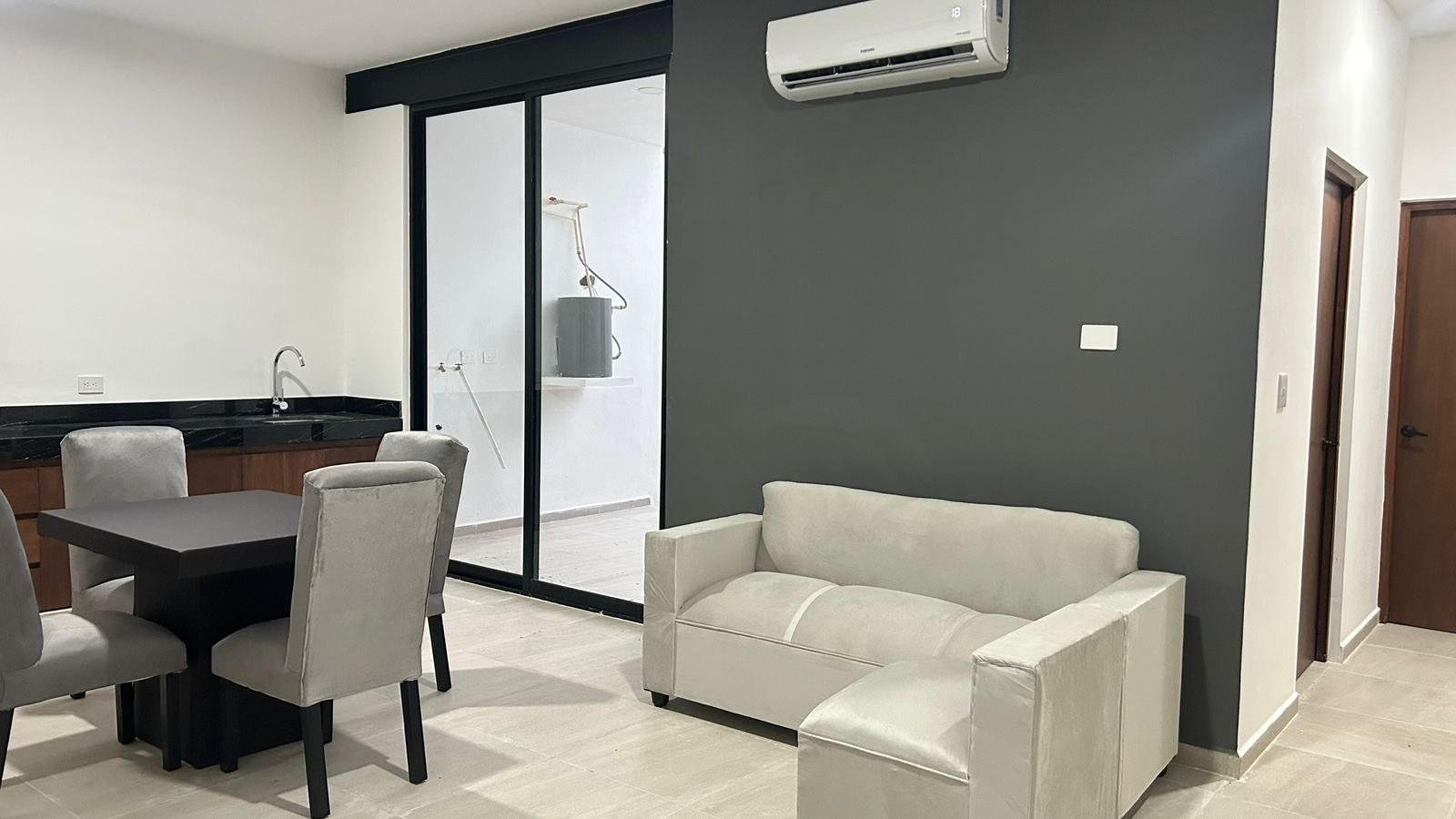Departamento de 2 recámaras, amueblado, en Montes de Ame, con servicios incluidos.