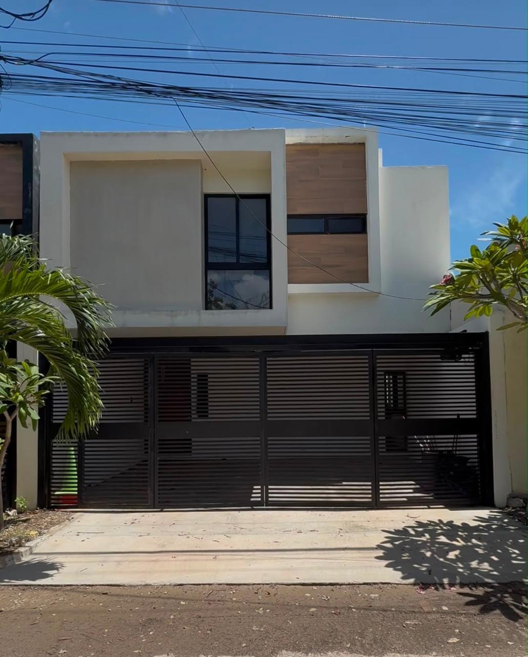 Townhouse de 3 recámaras, amueblado, en Temozón.